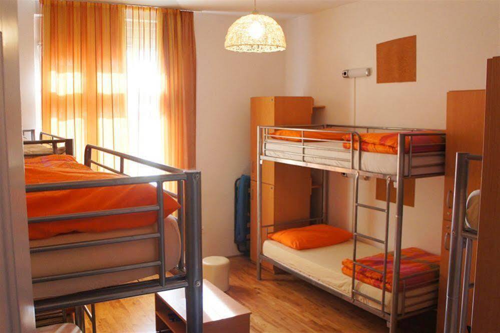 Hostel Split Backpackers Екстериор снимка